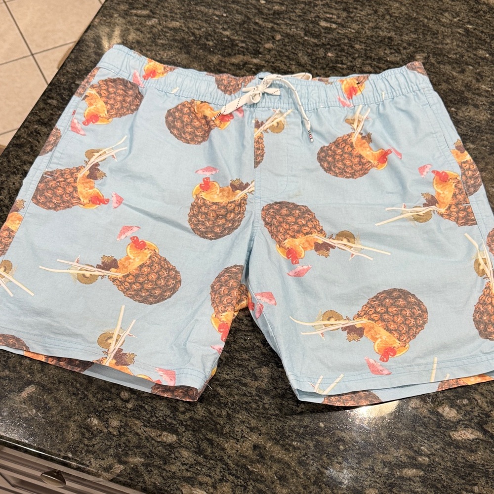 Men's Pineapple Print Swim Shorts Valor L